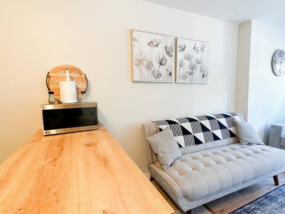 דירות מונט טרמבלאנט The Alpine Nest - 3 Beds - 4 Guests - Free Parking - Pool מראה חיצוני תמונה